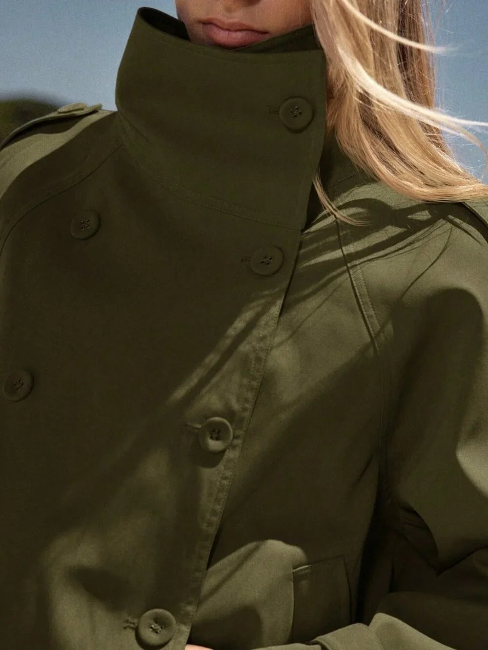Army Green Casual Women's Double-Breasted Short Trench Coat